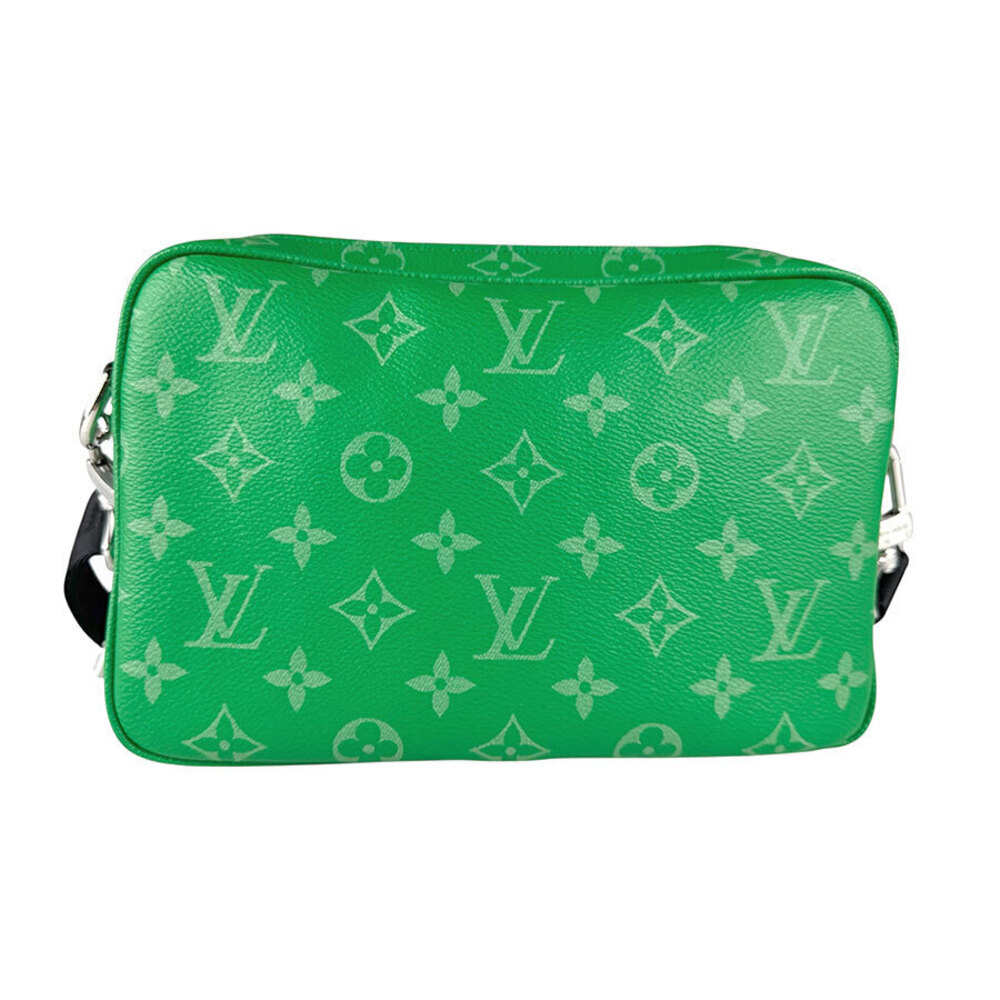 Louis Vuitton Vert Bag Messenger Taigarama Alpha Shoulder Black